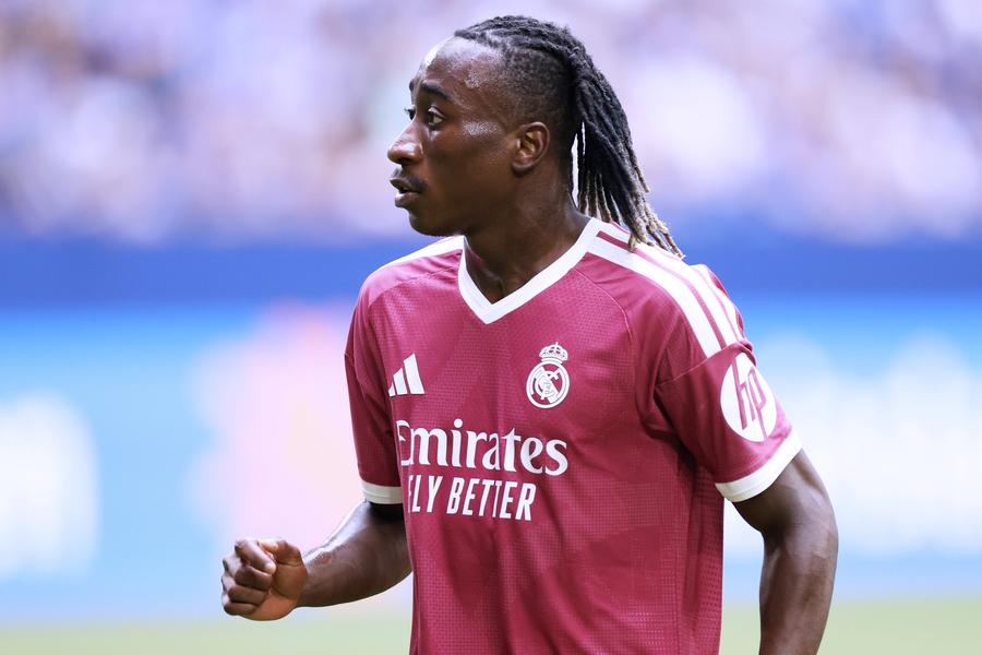 Yan Diomande în tricoul lui Real Madrid // foto: imago images „Sunt gata să mor pentru Mourinho” » Declarație războinică a noului jucător de la Real Madrid