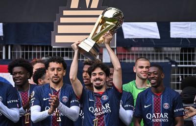 Astăzi începe Ligue 1: cine este singura amenințare pentru PSG » Favorite, transferuri, echipe-tip
