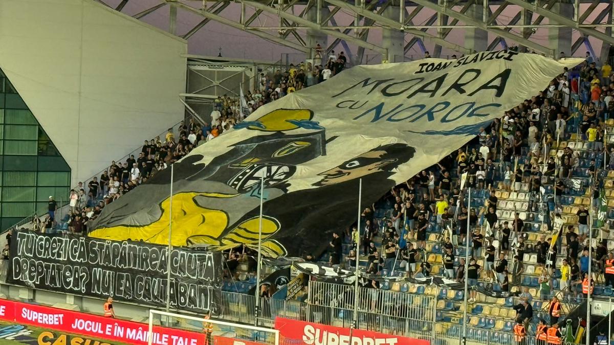 Scenografii la Petrolul - Rapid