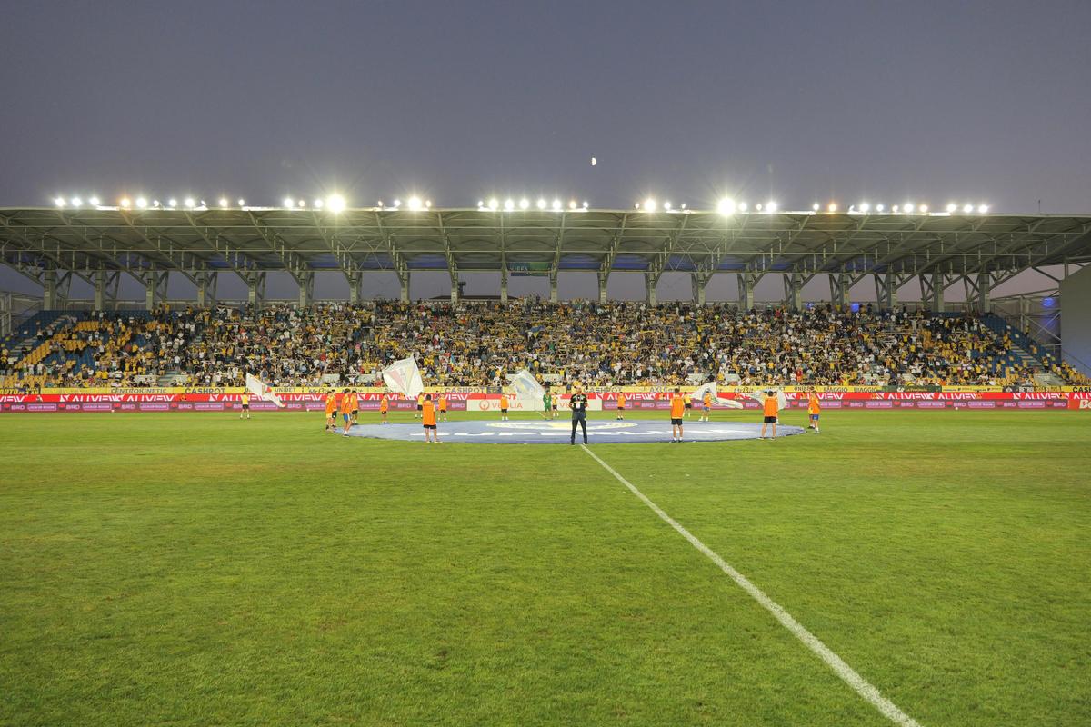 Scenografii la Petrolul - Rapid