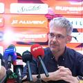 Alexandru Turcu, reprezentat APCH, și Dan Gătăianțu, președintele Consiliului de Administrație de la Dinamo
