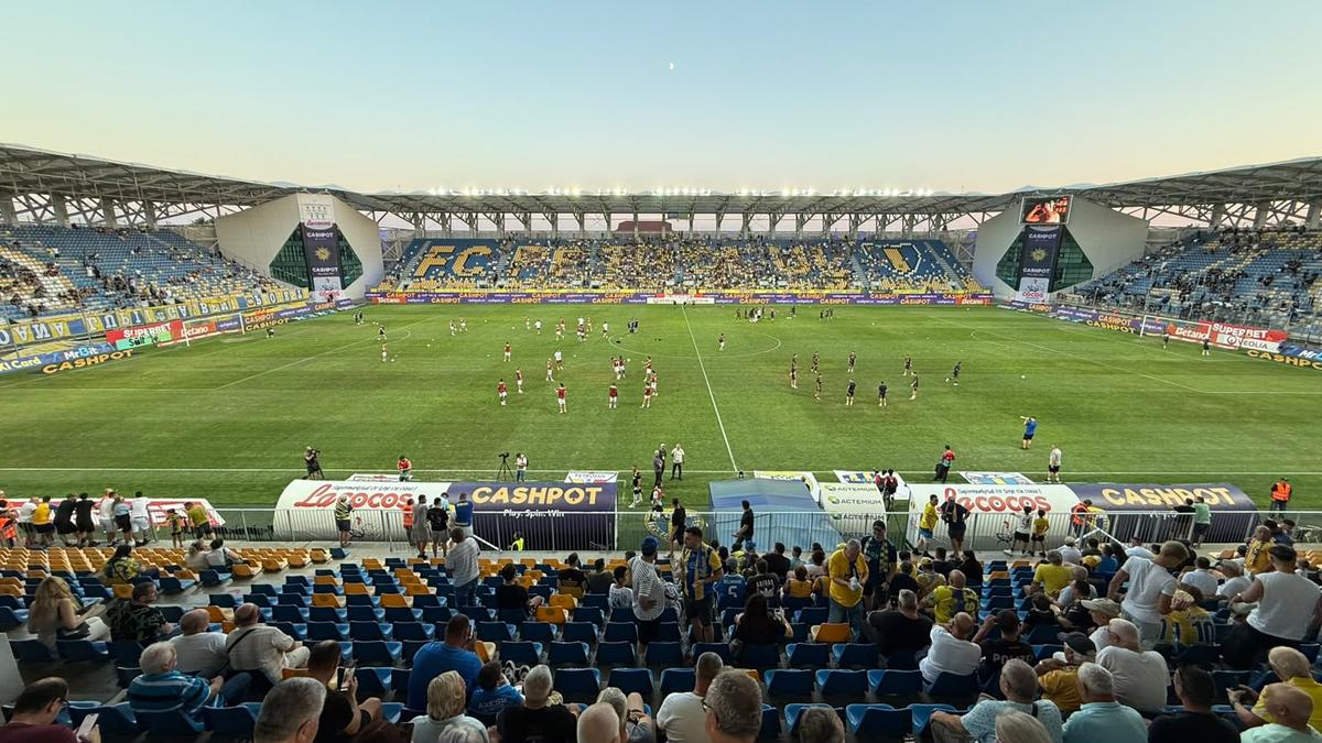 Imagini înainte de Petrolul - Rapid