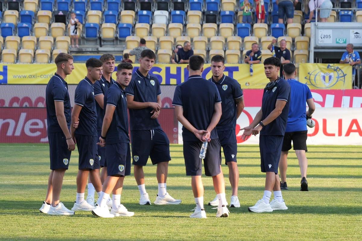 Imagini înainte de Petrolul - Rapid