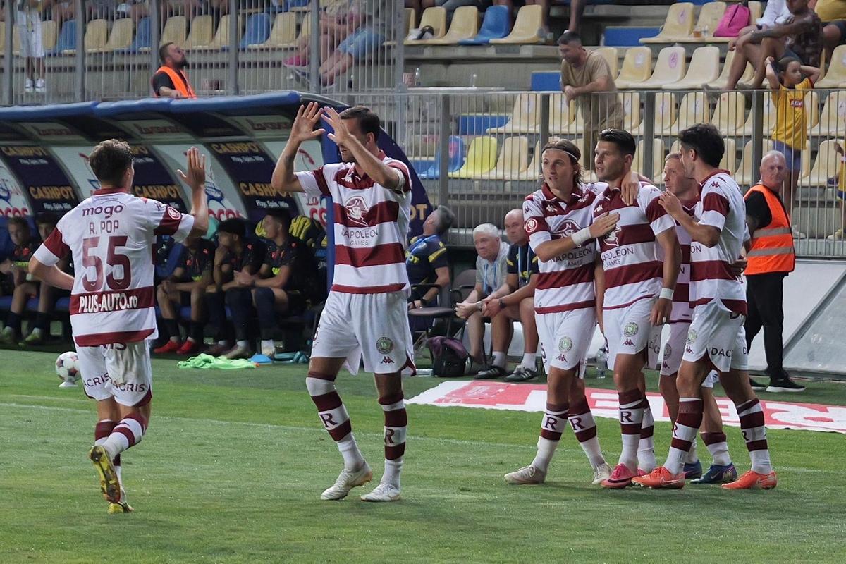 Dobre explică gestul obscen din Petrolul - Rapid: „Mi-a plăcut enorm”