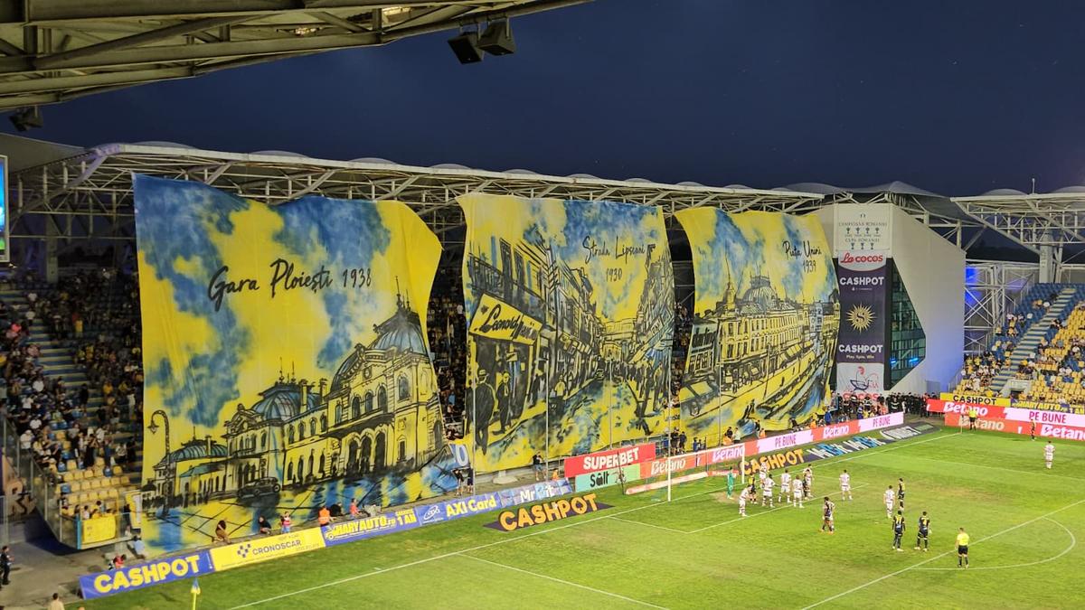 Scenografii la Petrolul - Rapid