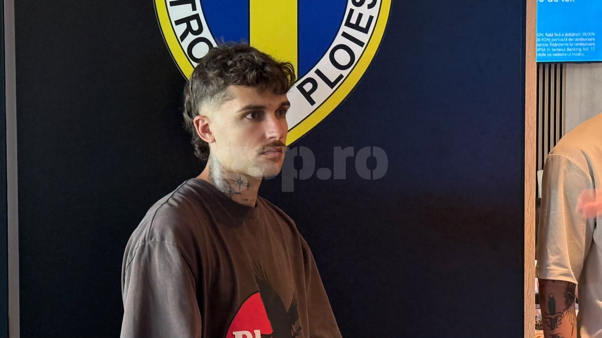 Noul jucător al lui Dinamo, în lojă la Petrolul - Rapid! Cine l-a adus la meci