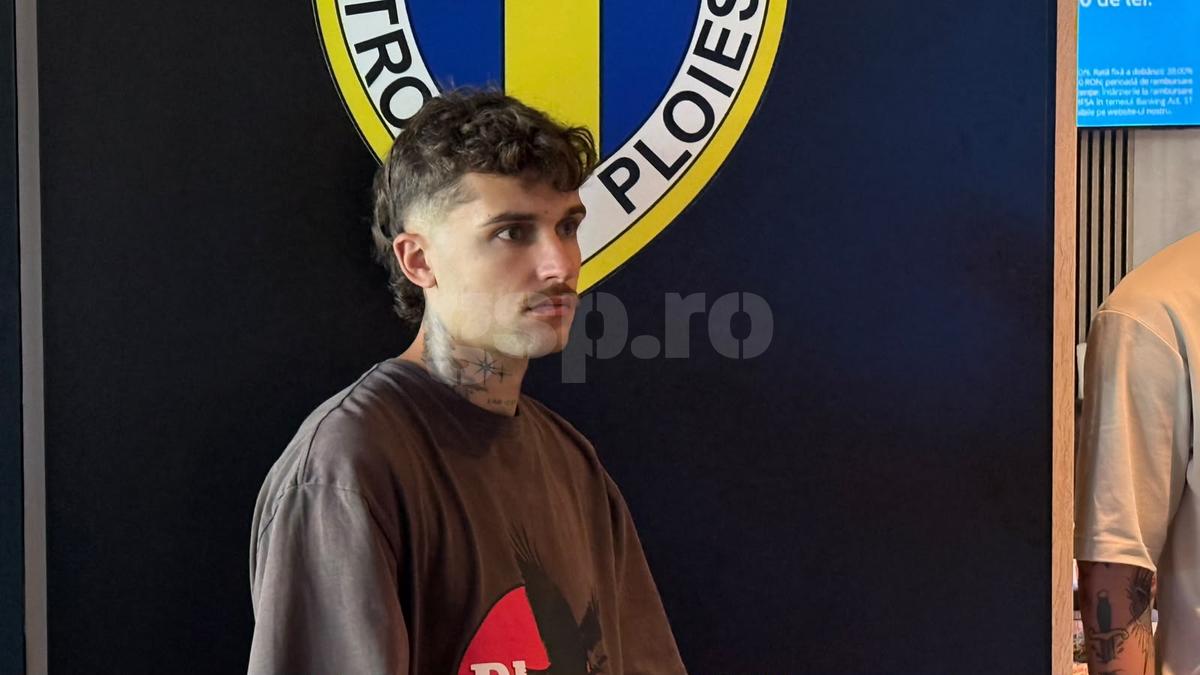 Noul jucător al lui Dinamo, în lojă la Petrolul - Rapid! Cine l-a adus la meci