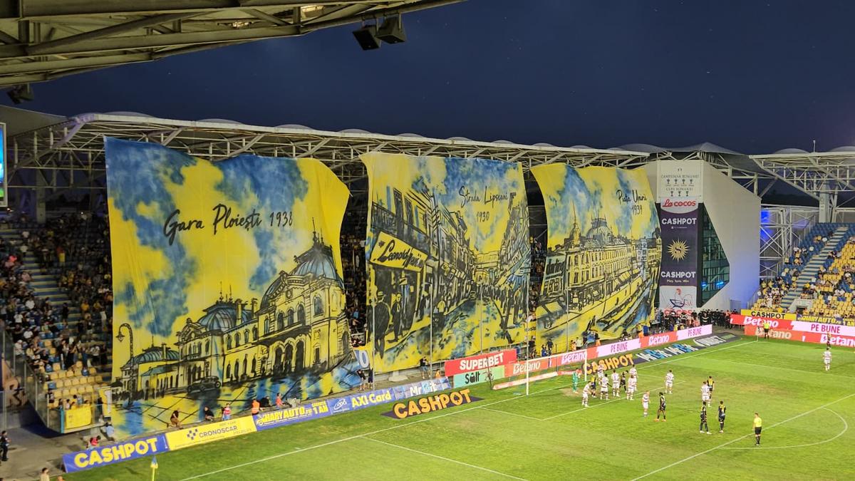 Scenografii la Petrolul - Rapid