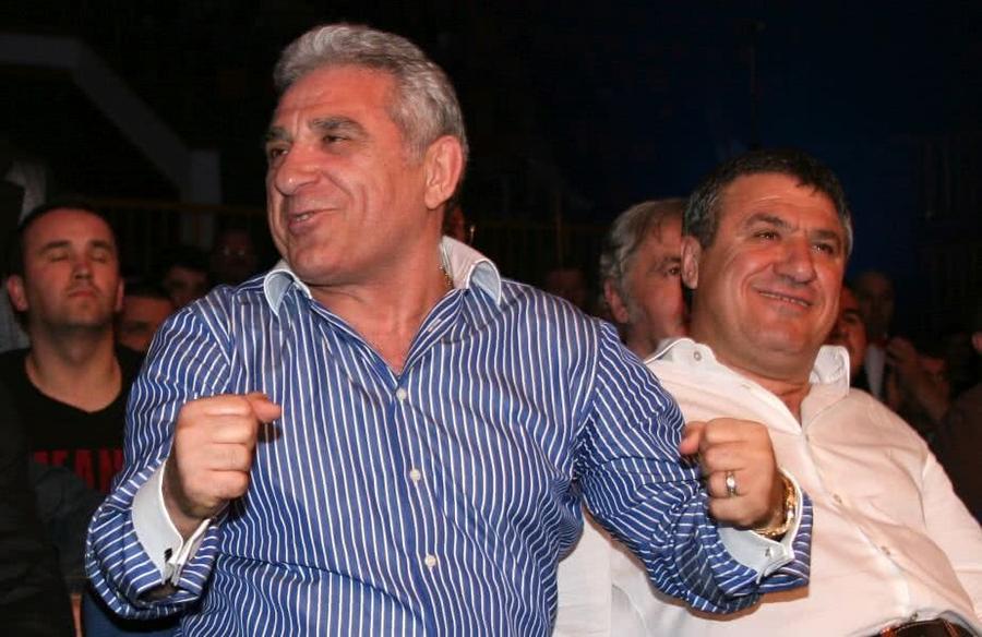 Giovanni Becali „Mi-a spart o vioară Stradivarius în cap!” » Giovanni Becali, dezvăluire ca-n filme: „Avea fiecare câte un cuțit la gât!”