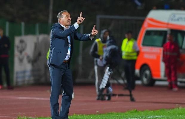 SEPSI - HERMANNSTADT 3-0 // Csaba Laszlo, dezamăgit de atitudinea fotbaliștilor din România: „Dacă ai 1-0 sau 2-0, vrei să fii Maradona sau Messi”