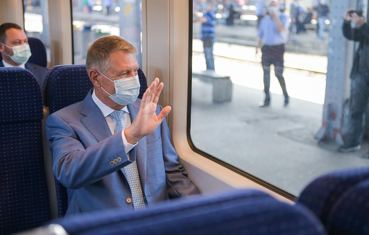 VIDEO + FOTO Klaus Iohannis a testat azi ruta feroviară „Henri Coandă - Gara de Nord” » Ce a declarat președintele României