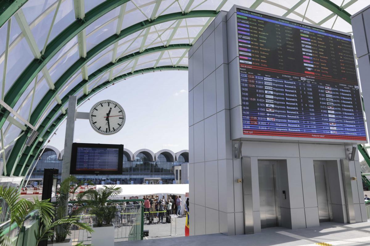 tren otopeni