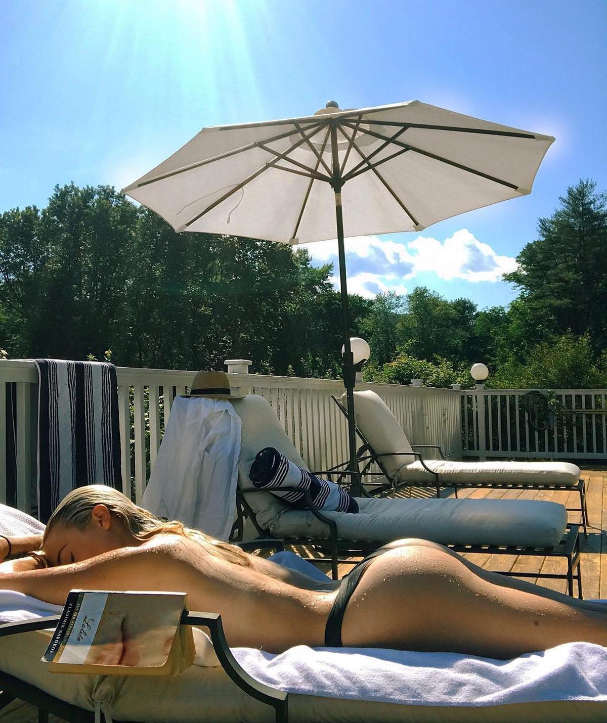 FOTO Iubita campionului de la US Open deține un porc de jumătate de tonă. Pozele sunt fabuloase