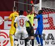 Hermannstadt și FCSB au remizat, scor 2-2, într-o restanță din runda #5 a Superligii. Joyskim Dawa (27 de ani), stoperul roș-albaștrilor, cel care a comis un penalty și a fost eliminat la 2-1 pentru oaspeți, și-a prezentat scuze la final colegilor.