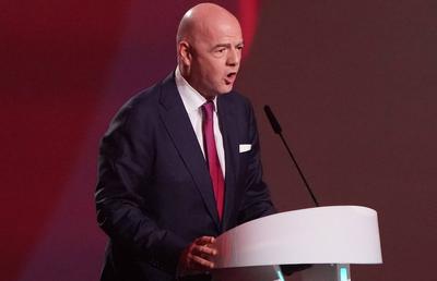 Probleme mari la FIFA » Infantino a convocat ședință de urgență înainte de startul noii competiții