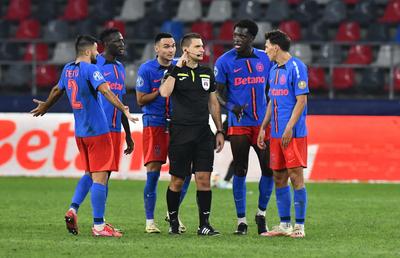 Gigi Becali a făcut praf doi jucători de la FCSB și se teme: „Îți dai seama ce rușinos e?”