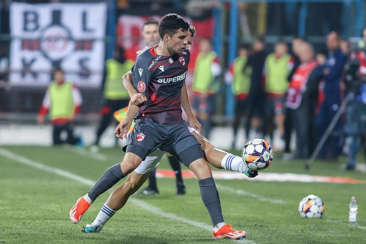Andrei Nicolescu a intrat în direct și a lăudat 4 jucători de la Dinamo: „I-am câștigat”