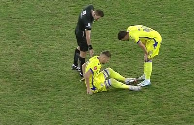 Două accidentări în 14 minute în FCSB - Petrolul! » Și-au pierdut cel mai bun om în startul meciului