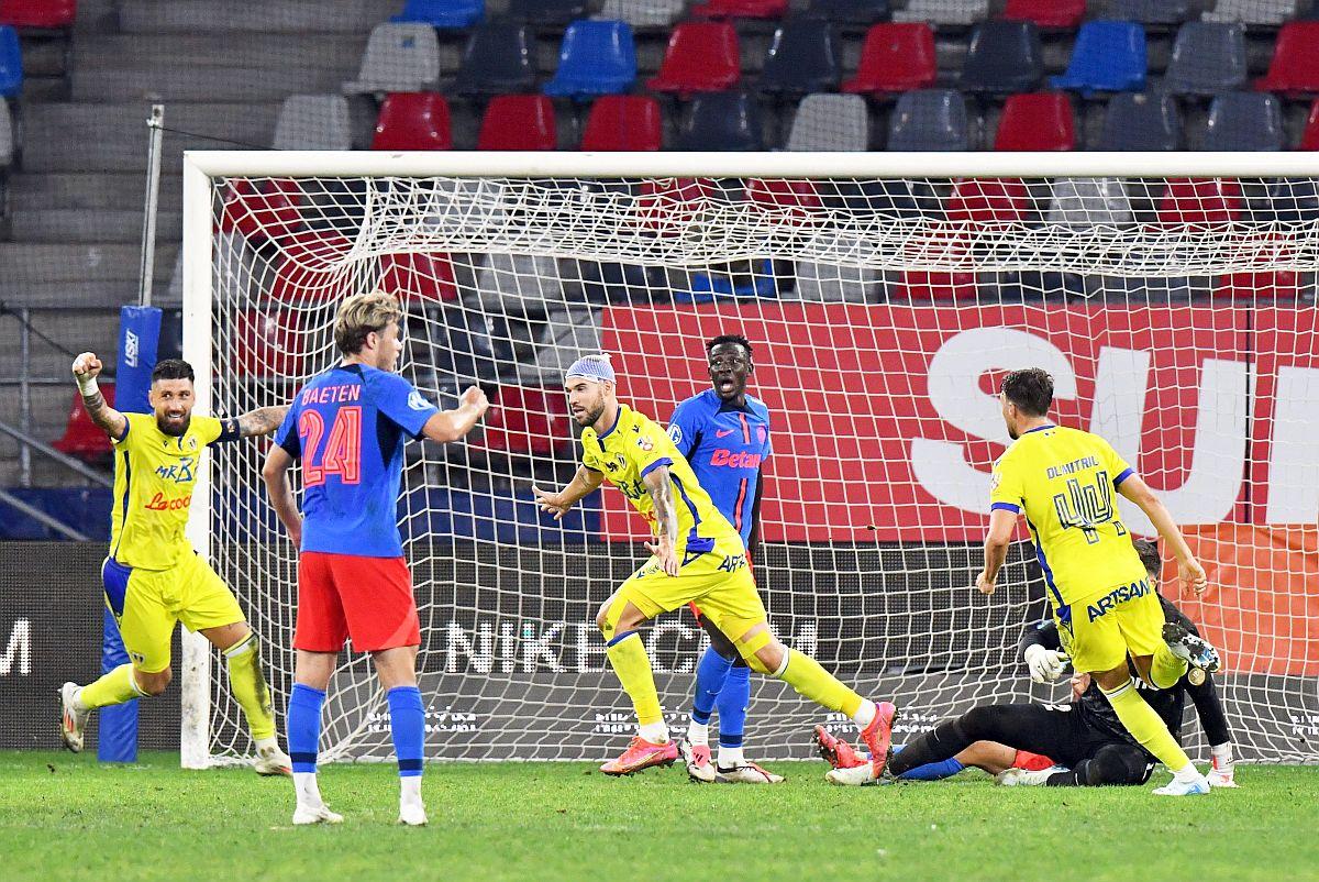 Anunță un sponsor nou imediat după FCSB - Petrolul: „Sunt discuții avansate. Vor primi bonus de victorie pentru acest meci!”
