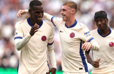 Chelsea s-a întors! Victorie entuziasmantă în Premier League cu rivala londoneză