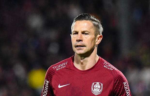 Peluza lui CFR Cluj cere scoaterea din echipă a lui Deac: „Interesul clubului trebuie să primeze, nu interesul lui!”