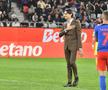 Spectacol înainte de FCSB - Petrolul! Ciprian Tătărușanu, aclamat de fani, a dat lovitura de start
