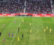 Spectacol înainte de FCSB - Petrolul! Ciprian Tătărușanu, aclamat de fani, a dat lovitura de start
