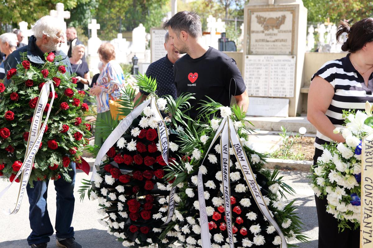 Multe nume din lumea fotbalului la înmormântarea lui Florin Marin