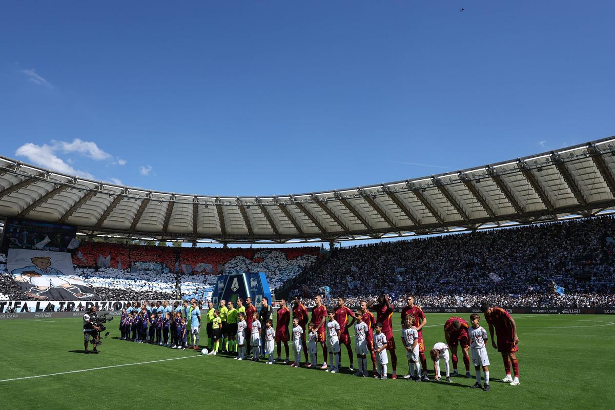 AS Roma a câștigat la limită „Derby della Capitale” » Două eliminări într-un final încins