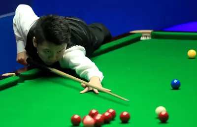 Zhou Yuelong a produs surpriza la English Open » L-a învins pe favoritul turneului și va juca finala