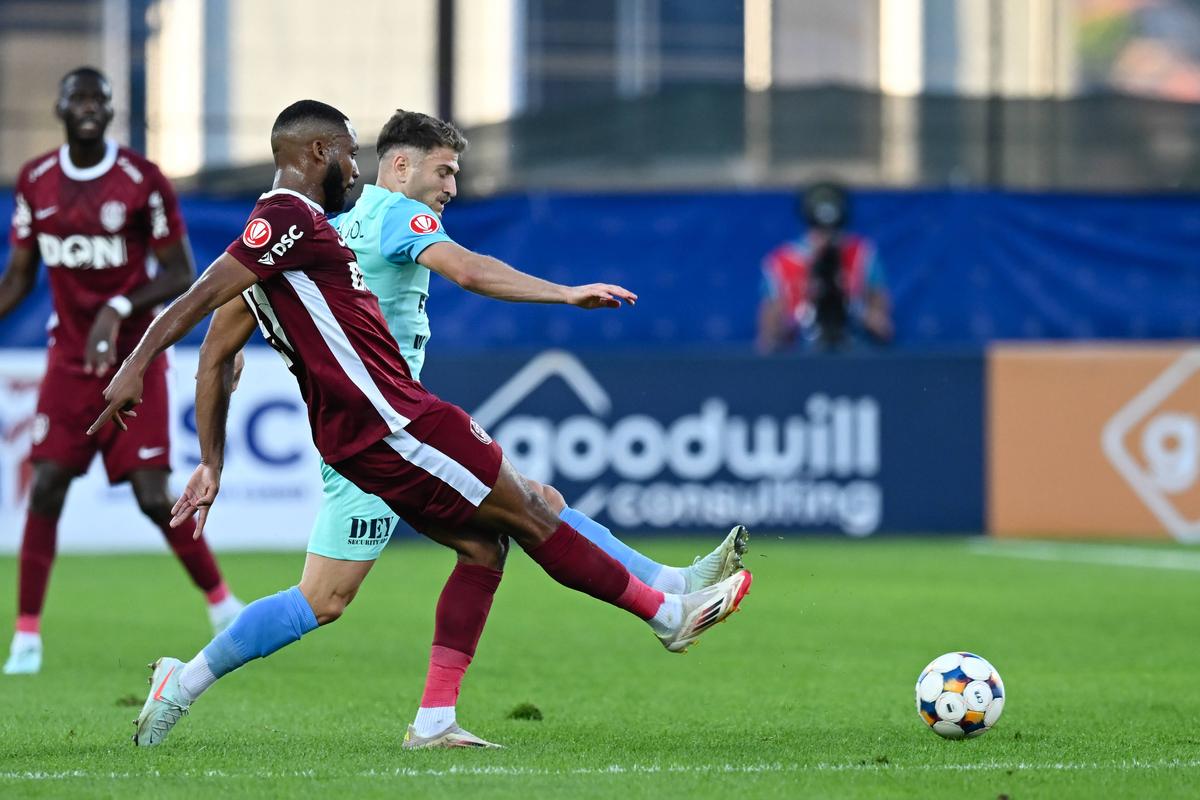 CFR Cluj - UTA Arad, etapa 10 din Superliga