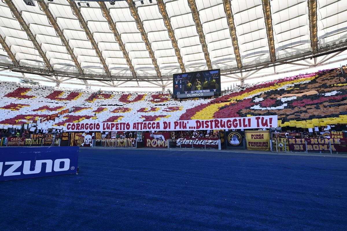 AS Roma a câștigat la limită „Derby della Capitale” » Două eliminări într-un final încins
