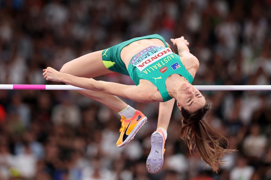 Nicola Olyslagers în acțiune FOTO Guliver/GettyImages Nicola Olyslagers, primul aur mondial la săritura în înălțime » Yaroslava Mahuchikh a luat bronzul