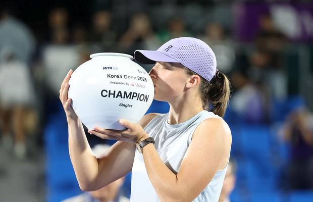 Iga Swiatek, triumfătoare la Seul, după o finală foarte dificilă cu Ekaterina Alexandrova: „Nu știu cum am câștigat”