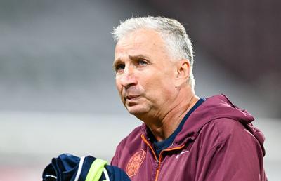 Cu ce salariu este ademenit Dan Petrescu pentru a semna cu CSKA Sofia