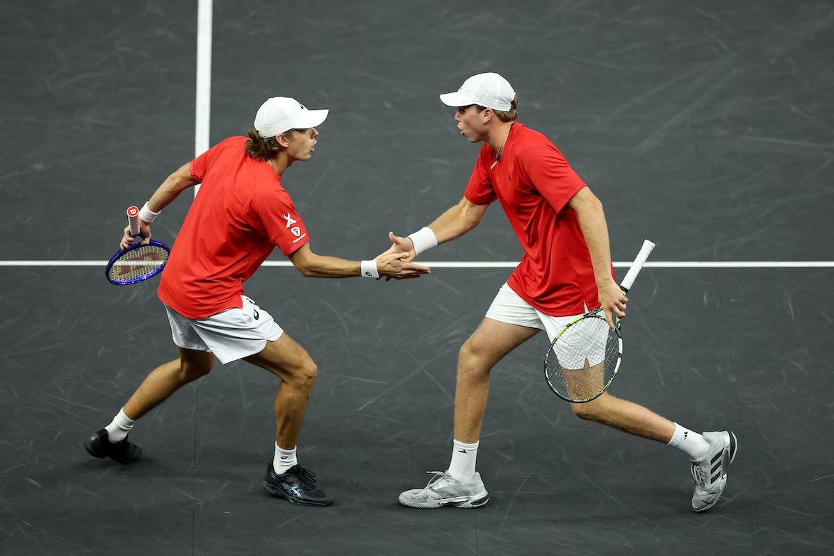 Echipa Lumii, revenire impresionantă în ziua a 2-a a Laver Cup » Carlos Alcaraz, învins clar sub privirile lui Roger Federer și Stephen Curry