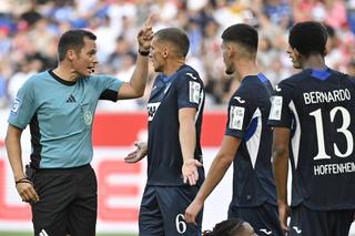 Polemici aprinse după un penalty acordat lui Bayern » „Nu se mai poate! Regula asta trebuie să fie schimbată”