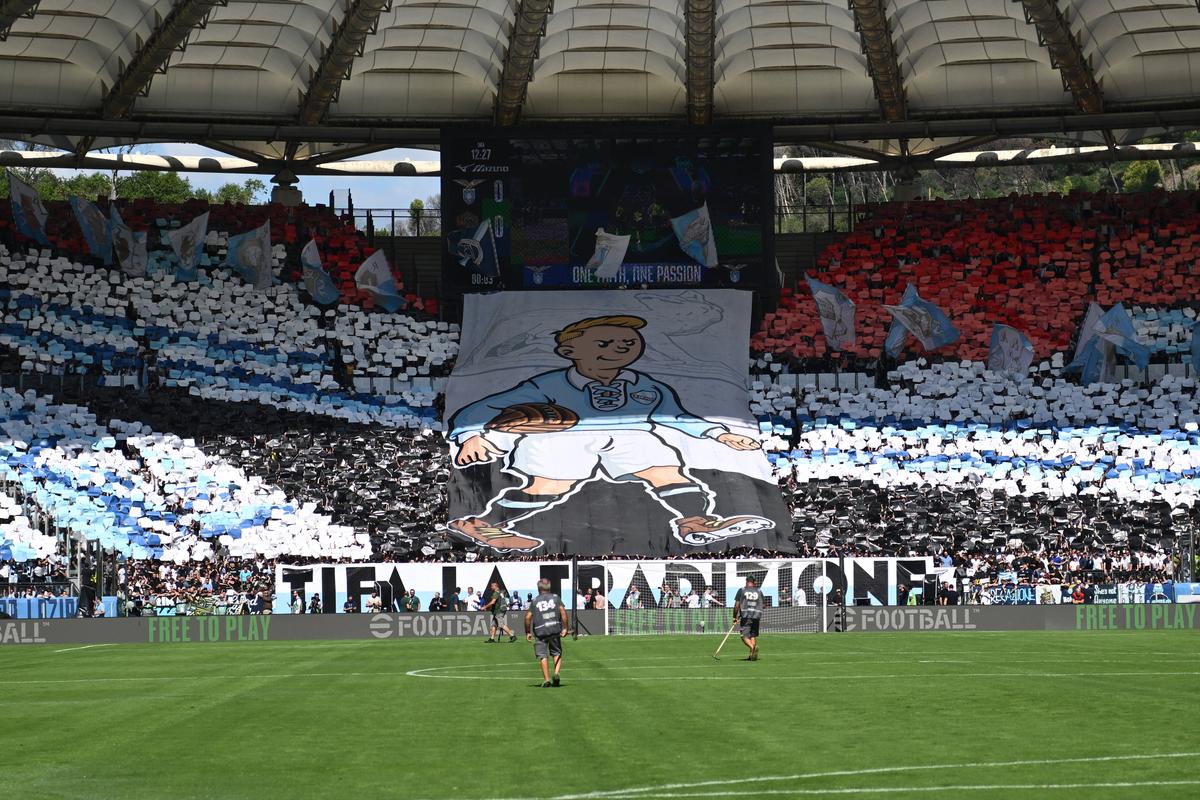 AS Roma a câștigat la limită „Derby della Capitale” » Două eliminări într-un final încins