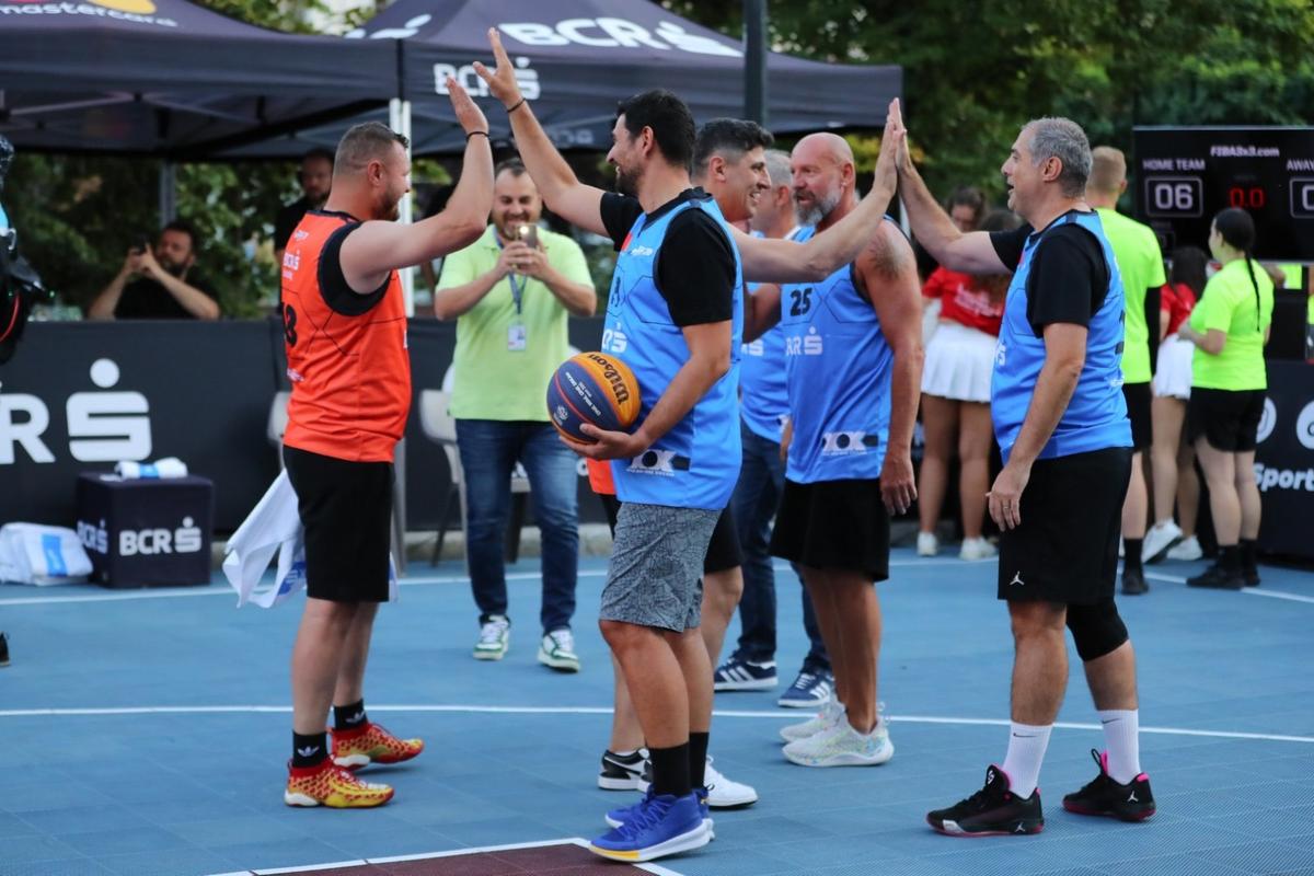 „Arnold” Stelea vs. „Săgeată” Niculae » Spectacol inedit pe terenul de baschet la Sport Arena Streetball
