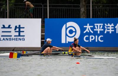 Au început Mondialele de canotaj de la Shanghai » Patru bărci tricolore merg mai departe în semifinale și finală