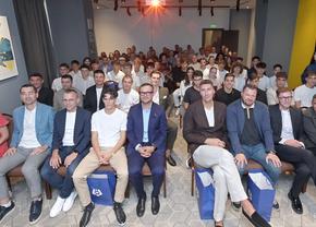 „Degeaba lucrăm cu ei dacă nu le putem accesa fricile” » Ce au făcut 14 foști internaționali timp de șase luni cu 46 de juniori