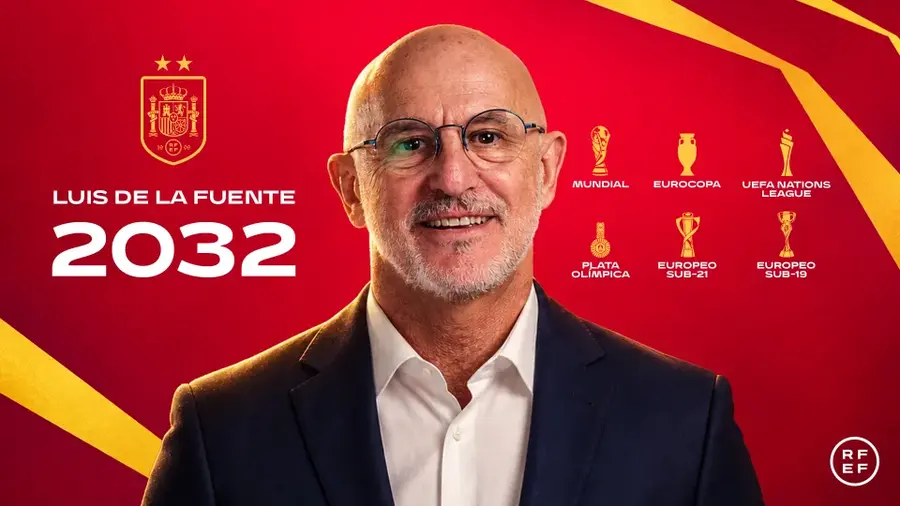 Luis de la Fuente rămâne selecționerul Spaniei până în 2032 // foto: rfef.es Contractul lui Luis de la Fuente a fost prelungit: rămâne selecționerul Spaniei la următoarele trei turnee finale