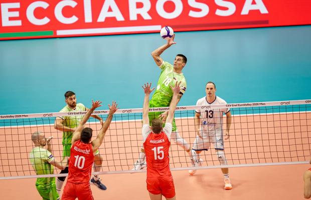 S-au încheiat „optimile” Europeanului de volei! Naționala antrenată de românul Giani Crețu, zdrobită la Torino