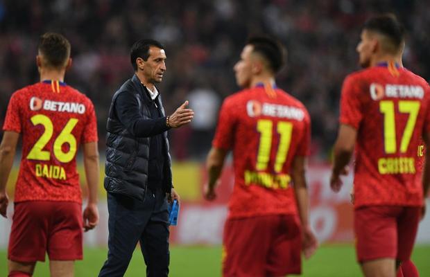 Ioanițoaia remarcă progresul FCSB-ului după venirea lui Vintilă: „Ne îndeamnă să nu-l mai considerăm un simplu executant. Un personaj șters, cu rol decorativ”