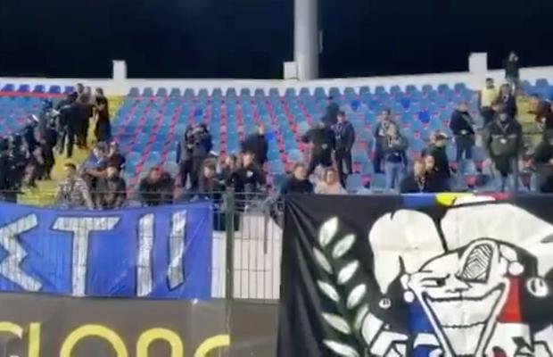 POLI IAȘI - FC BOTOȘANI // VIDEO Jandarmii au intervenit de urgență pentru a calma spiritele în derby-ul Moldovei