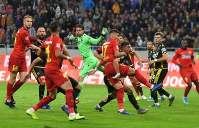CLASAMENT LIGA 1 // 4 concluzii după turul Ligii 1: Derby Dinamo - FCSB pentru un loc de play-off?