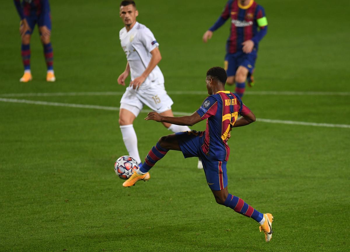 BARCELONA - FERENCVAROS 5-1. Saltul carierei pentru Laidouni! Din rezervă în Liga 1, în titular pe Camp Nou