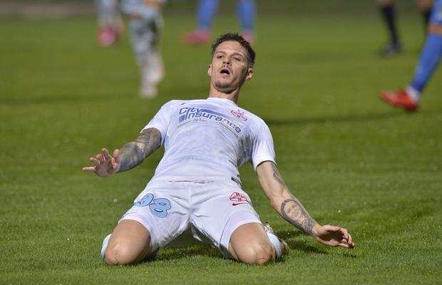 ANALIZĂ GSP. Dennis Man, startul deceniului! Vedeta de la FCSB are cifre uluitoare în acest sezon