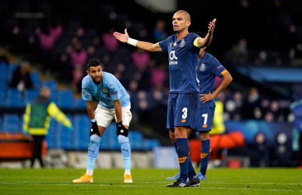 VIDEO + FOTO Două faze antologice în Manchester City - Porto: cursă de 50 de metri soldată cu gol și eroare flagrantă din camera VAR