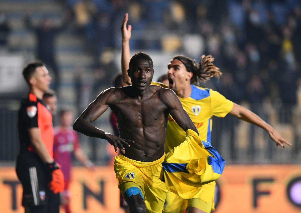 Daniel Oprița, critici la adresa fotbaliștilor săi după înfrângerea cu Petrolul: „Parcă ne e frică să băgăm mingea în poartă”